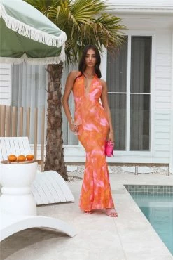 Extravagant Girl Maxi Dress Orange -Hello Molly Shop 0L4A0241 1679984986 c63ac155 ade9 4a8c bb23 ffd897cd2fe1