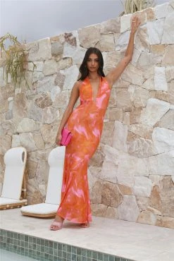 Extravagant Girl Maxi Dress Orange -Hello Molly Shop 0L4A0249 1679984986 f7700a46 44cb 40bb 9df7 287ebbf20f94