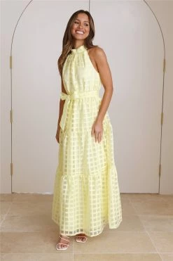 Summertime Picnic Maxi Dress Lemon 9 Summertime Picnic Maxi Dress Lemon -Hello Molly Shop 0L4A2261 1684391418