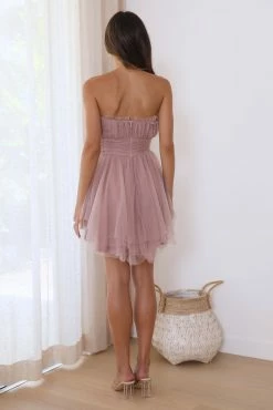 Hollywood Lights Tulle Mini Dress Blush 19 Hollywood Lights Tulle Mini Dress Blush -Hello Molly Shop 0L4A3405 1677025748 7b0a762d 9773 48ff 8f27 a3b79a37095a
