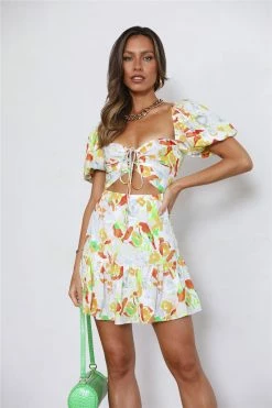 HELLO MOLLY Tropical Getaway Dress Yellow 21 HELLO MOLLY Tropical Getaway Dress Yellow -Hello Molly Shop 0L4A5823 1671489961 26e40fdb d672 4116 94c9 a5e8e813f1ff