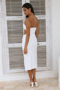 HELLO MOLLY Love At First Sight Midi Dress White -Hello Molly Shop 0L4A7236 1684131063 010a6e8b 41b7 4dc1 bf8b c00fd41a8144
