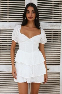 Be Cute Mini Dress White -Hello Molly Shop 0L4A7402 1684130625 ba788fdf 9c06 4d70 babe 16bf4a32640c