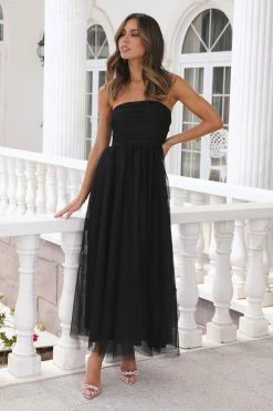 Walk In Tulle Maxi Dress Black 11 Walk In Tulle Maxi Dress Black -Hello Molly Shop 0L4A7450 1677219281 68c12fb8 bd5f 4b0c 91c9 cc9b6bd63a05