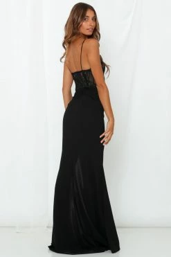 I Come Alive Maxi Dress Black -Hello Molly Shop 190412hm0517