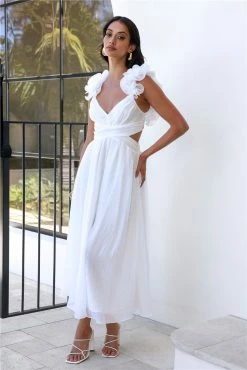 Ring The Wedding Bells Maxi Dress White -Hello Molly Shop 1W4A3677 1 1 1700127479