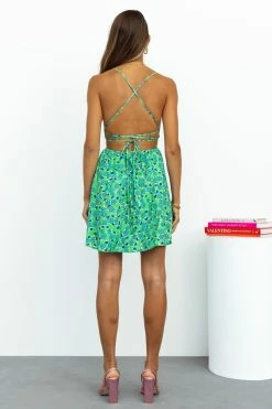 Heartfelt Lines Dress Green 15 Heartfelt Lines Dress Green -Hello Molly Shop 220203HM0741 1644990455 b95e799e 0873 459b a714 e096b71d497d