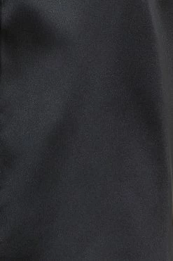 Showing Her Off Midi Dress Black 17 Showing Her Off Midi Dress Black -Hello Molly Shop 221110HM 1536 1670207407