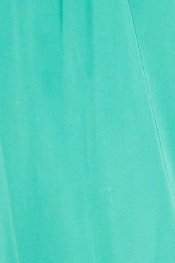 Nights In LA Satin Maxi Dress Green 15 Nights In LA Satin Maxi Dress Green -Hello Molly Shop 231103HM 0761 1700192808