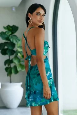 Loved By You Dress Green -Hello Molly Shop A03I3261 1649403692 6d2318ba f5e2 4ff5 b5d4 85de2c0b7046