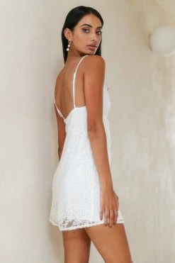 My Vibe Dress White -Hello Molly Shop A03I9283 1649312387