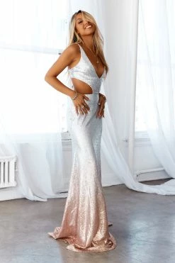 DEAR EMILIA Lustrous Nights Maxi Dress Silver Sequin 18 DEAR EMILIA Lustrous Nights Maxi Dress Silver Sequin -Hello Molly Shop A23I1477 1636514341