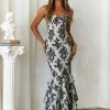 DEAR EMILIA Her Moment Maxi Dress Black 1 DEAR EMILIA Her Moment Maxi Dress Black -Hello Molly Shop A23I5172 1688520068 a584e4a4 72ce 4da4 97b9 3b840bbf580a