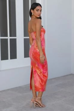 RUNAWAY Oralie Midi Dress Orange Floral 16 RUNAWAY Oralie Midi Dress Orange Floral -Hello Molly Shop L4A0871 1689315941 b28375a4 7b70 4c78 a21a e9e891cc8d8d