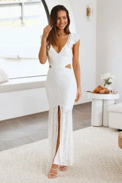 Dreaming Daily Maxi Dress White 13 Dreaming Daily Maxi Dress White -Hello Molly Shop L4A3431 1651722312