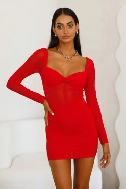 Dark Glow Dress Red -Hello Molly Shop L4A8672 1646699685 2e760d34 05e0 4a44 b886 d1da3ac43d12