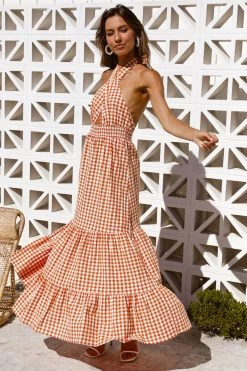 Important Piece Maxi Dress Orange -Hello Molly Shop L4A9559 1636503055 3cb6584e 8a13 46ec bcbb 77ce70dc5da6