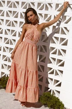 Important Piece Maxi Dress Orange -Hello Molly Shop L4A9567 1636503056 64e636d5 f30e 4beb 8978 20c81bc199f1