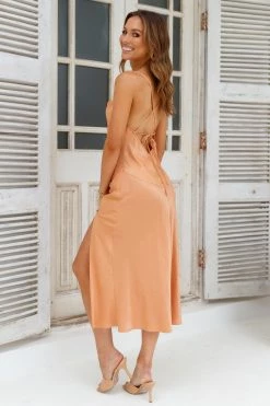 Drinks On Me Midi Dress Light Orange -Hello Molly Shop a03i3601 6668f697 c4d8 4326 b925 b810fb49ac9b