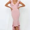 The Hills Maxi Dress Blush -Hello Molly Shop hm 190822 0366 7d732d04 60fe 4fba b68a 4309f993acf7