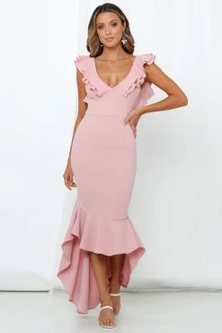 The Hills Maxi Dress Blush -Hello Molly Shop hm 190822 0367 915547e6 fb27 4341 9979 f0f91d8a8d8e