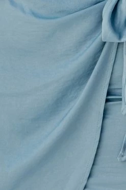 Love Nest Dress Sage -Hello Molly Shop look 21 20190711 hellomolly bisque 014 b1af8dc8 6b78 499b aee3 21c6b591ca35